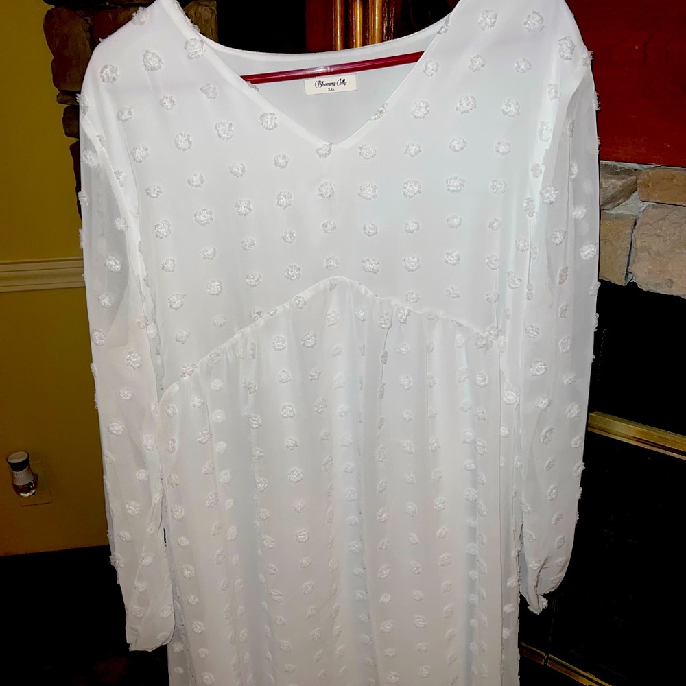 White dress with details